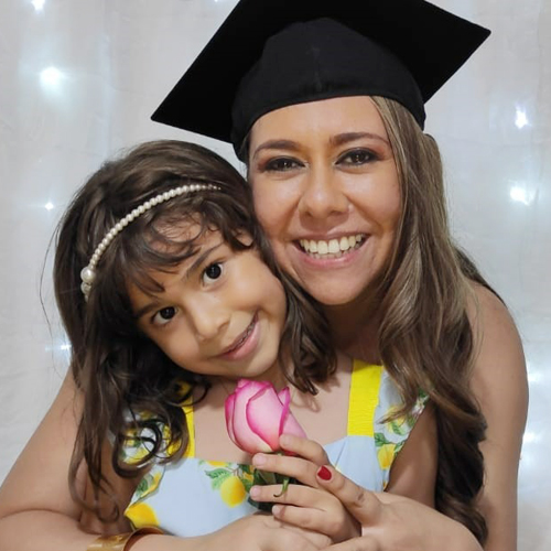 A?ngela Mari?a Erazo